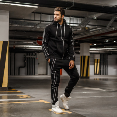 Спортивные костюмы